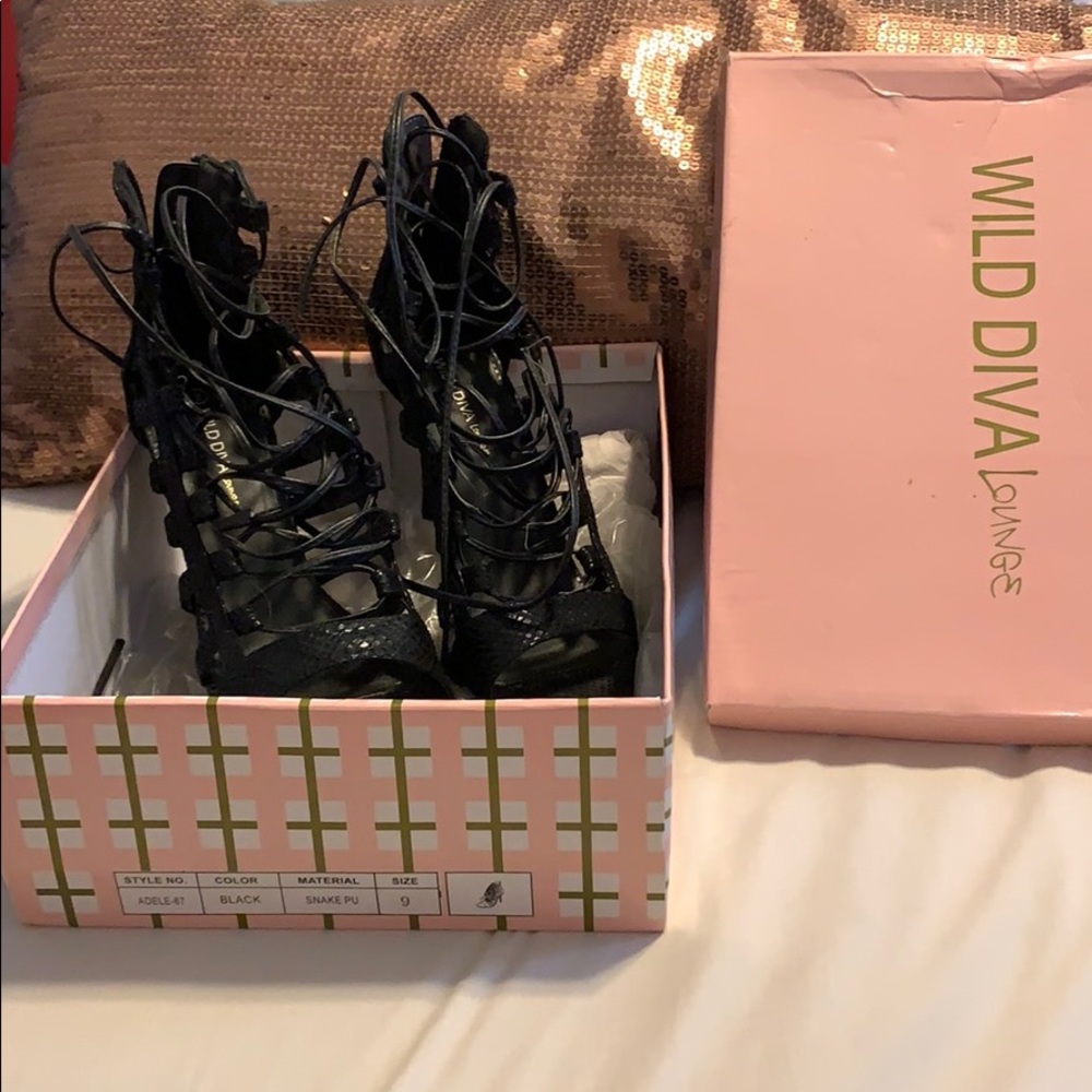 Strap up sandals
